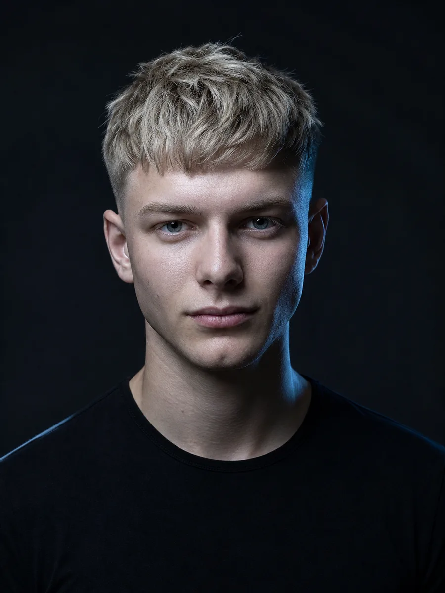 Elias, Junior Barber bei Men's Time in Albbruck